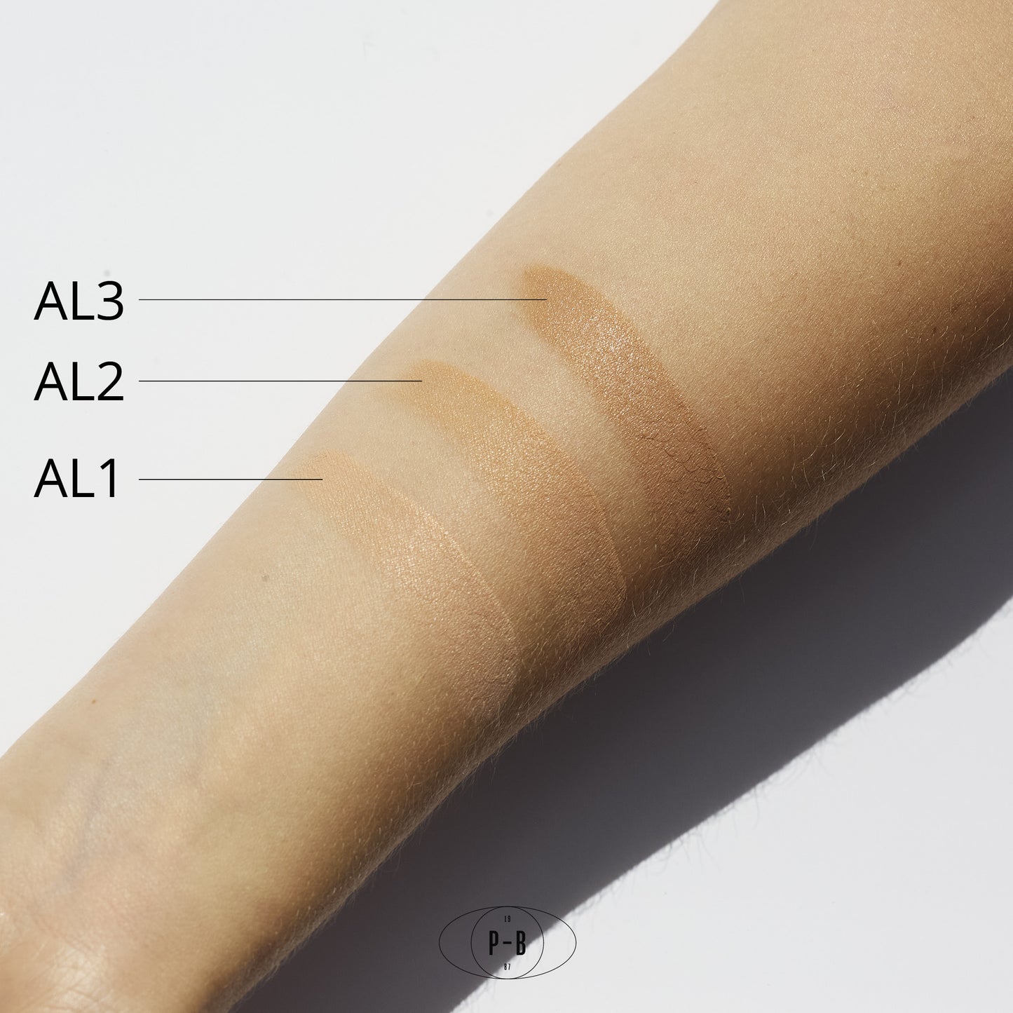 SMOOTHING CONCEALER